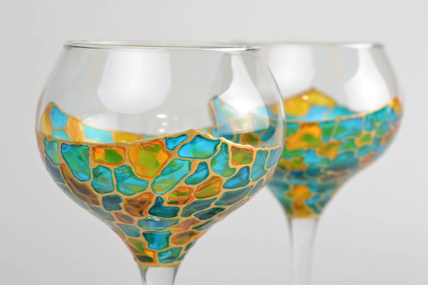 Handgemachte Weingläser aus Glas mit Vitrage Farben Bemalung 2 Stück bunt schön foto 4