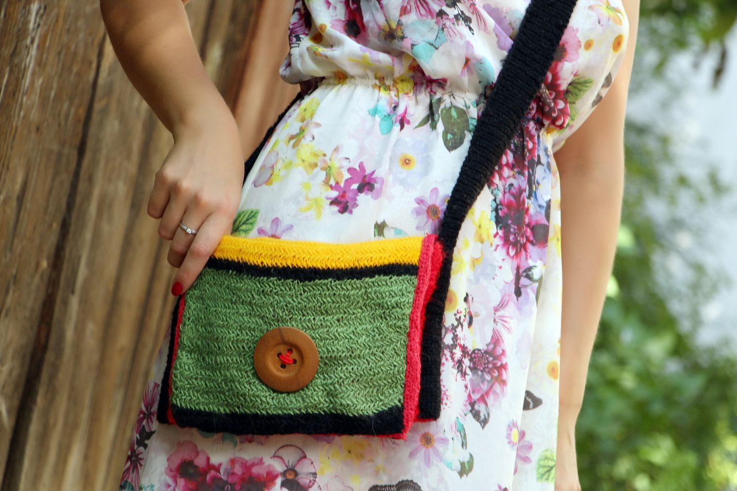 Wool knitted purse with button photo 2