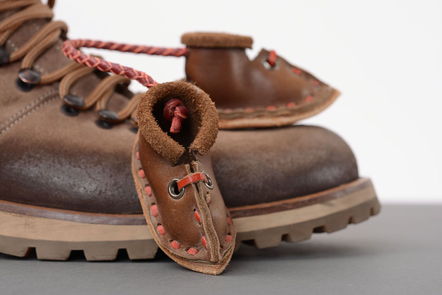 Decorative leather boots photo 2