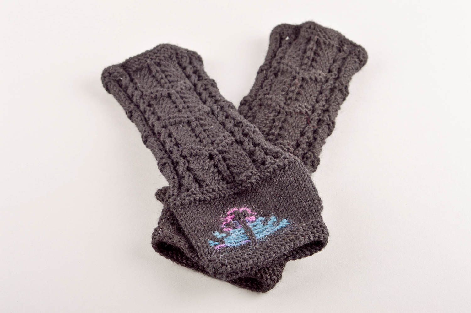 Вязаные митенки ручной работы вязаный аксессуары женские перчатки серые теплые фото 3