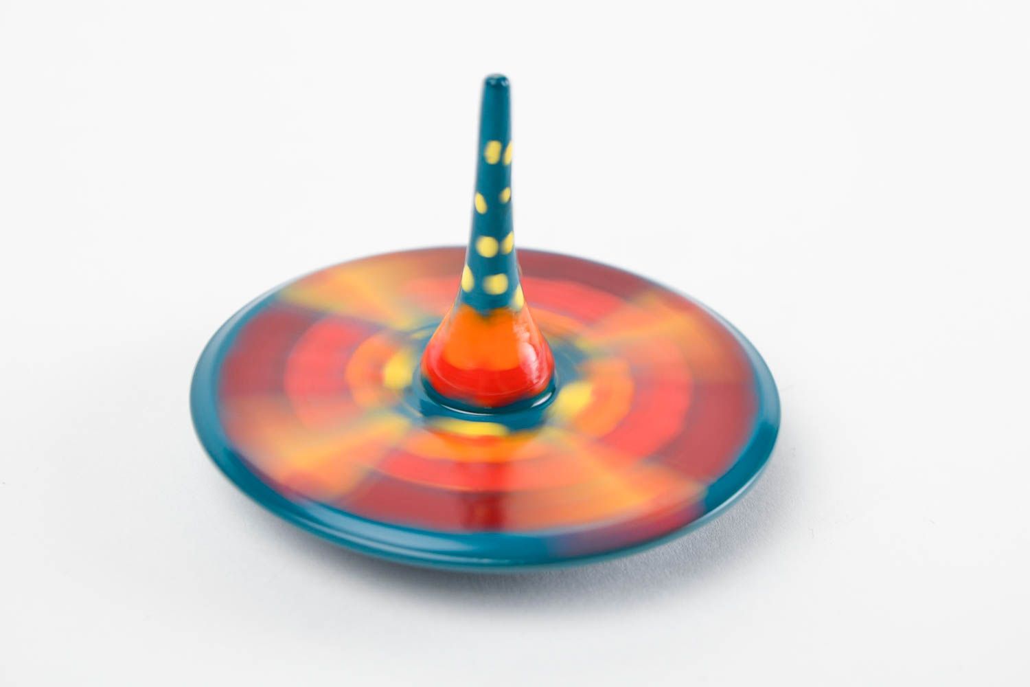 Игрушка из дерева игрушка ручной работы детская юла расписанная красками фото 3