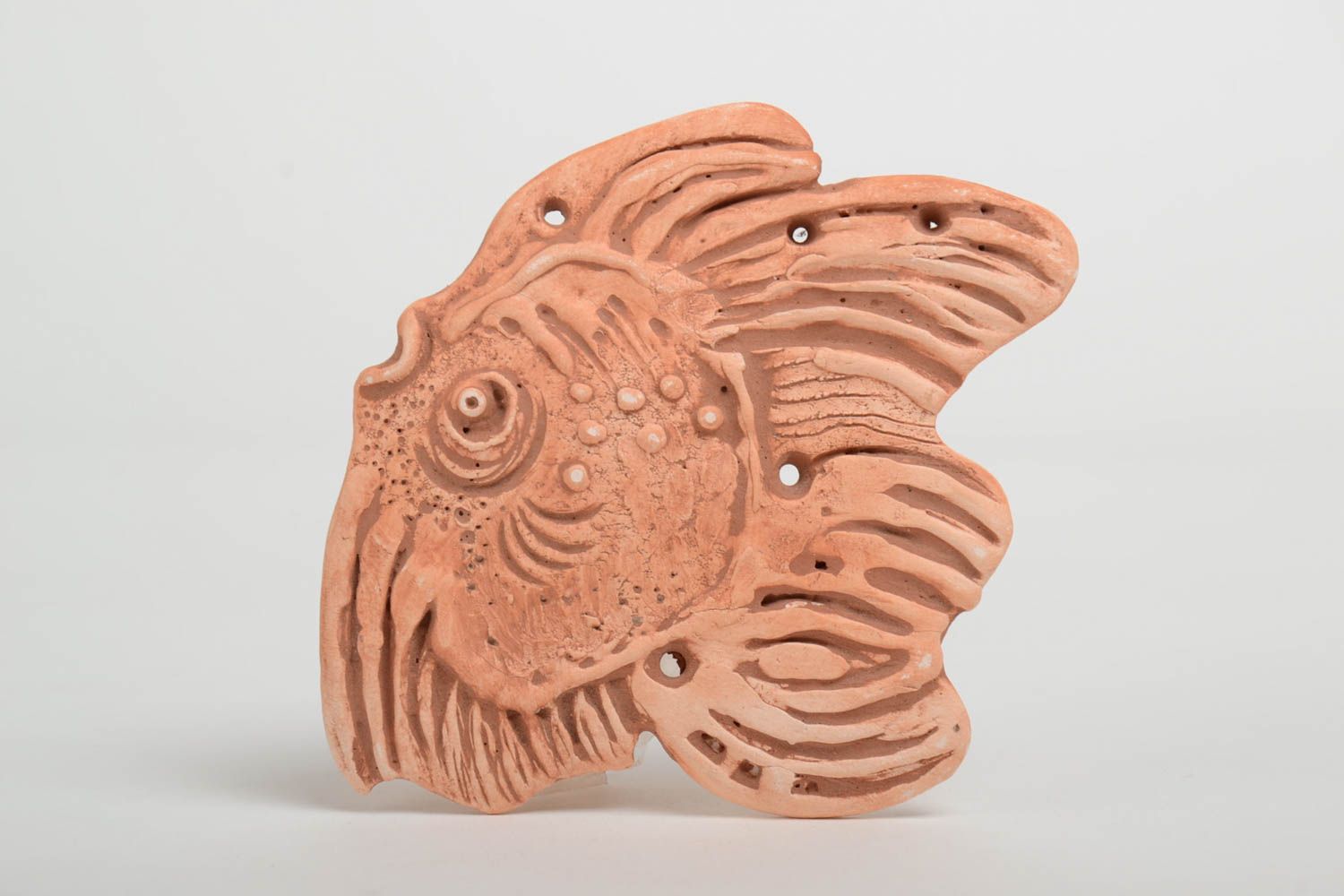 Pendentif poisson céramique fait main à peindre marron original avec trous photo 2