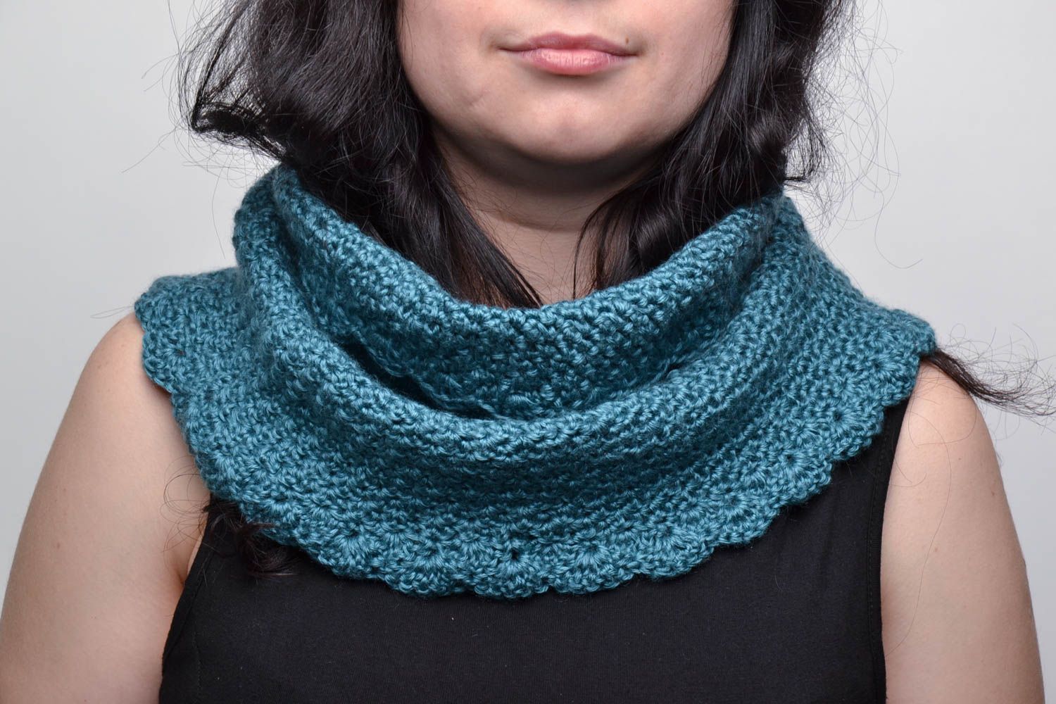 Warm crochet collar scarf photo 5