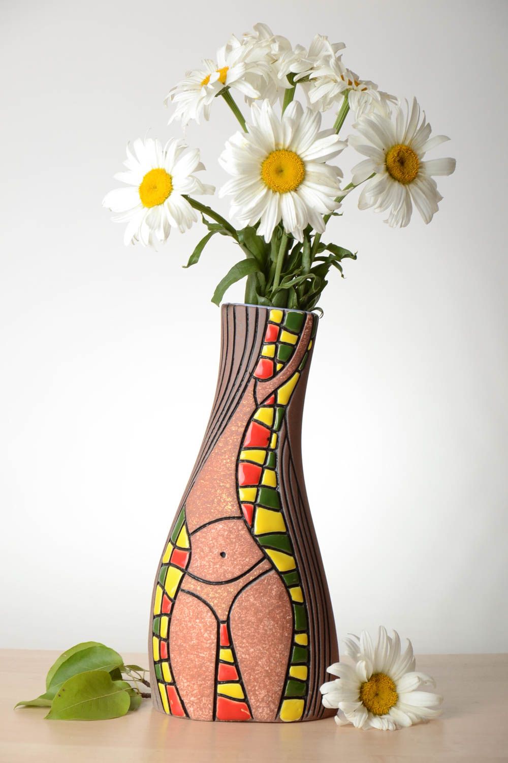 Handmade clay glazed flower vase with woman body shape 12 inches 2,2 lb photo 1