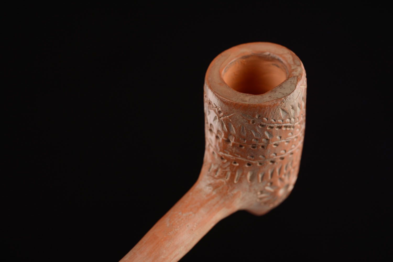 Red clay smoking pipe photo 3