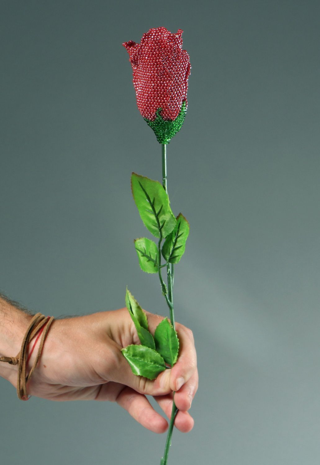 Rose artificielle en perles de rocailles faite main photo 5