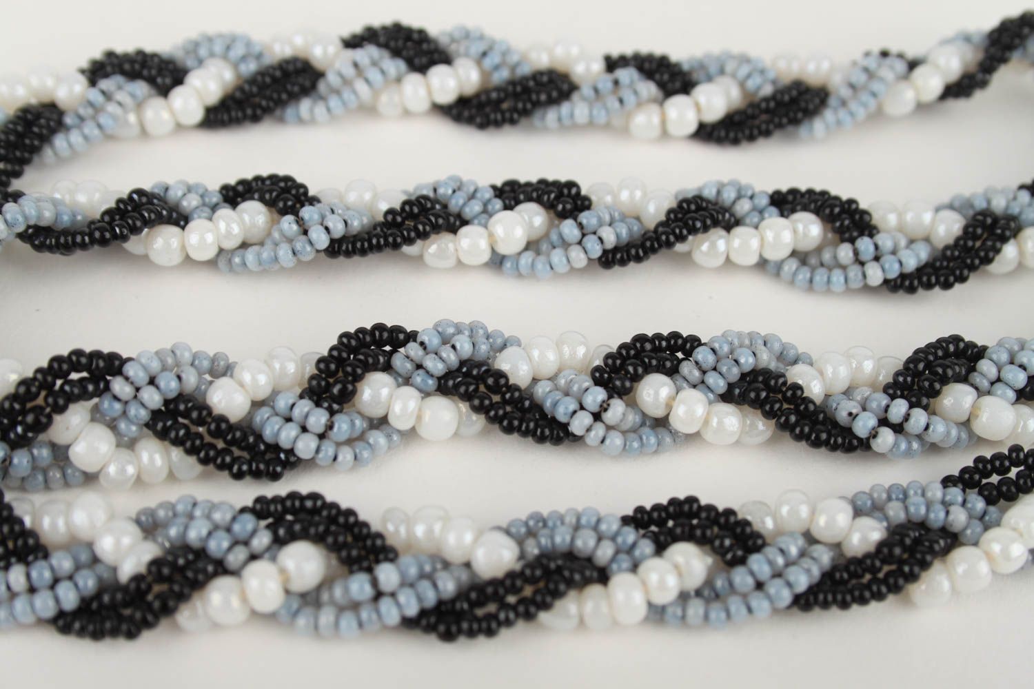 Collier perles de rocaille Bijou fait main tressage design Accessoire femme photo 3