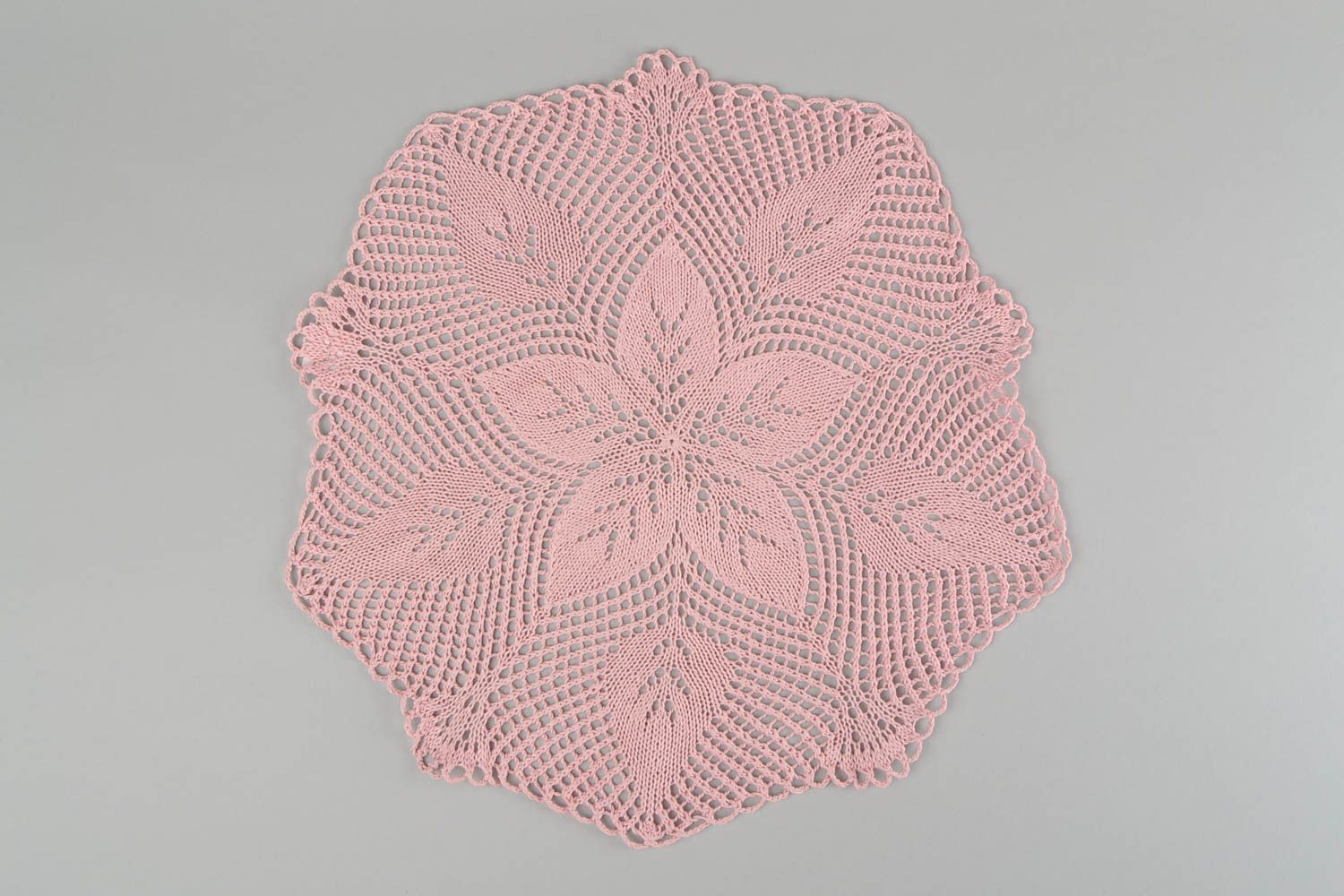 Салфетка спицами салфетка ручной работы розовая круглая декор для дома фото 3
