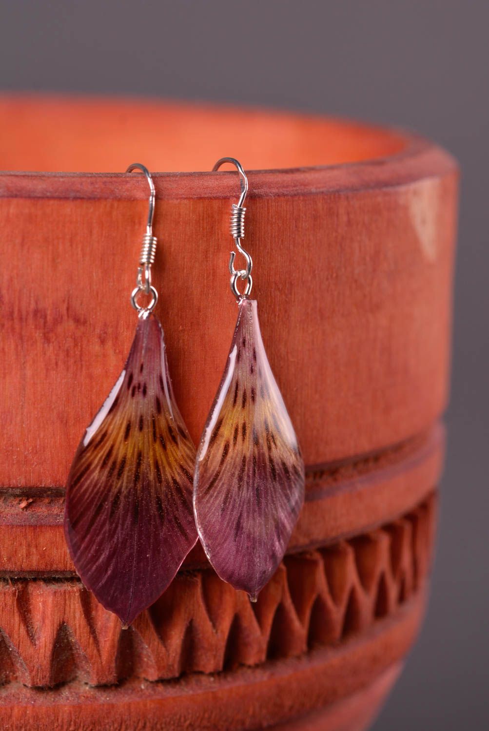 Beautiful handmade flower earrings fashion trends botanical jewelry designs photo 1