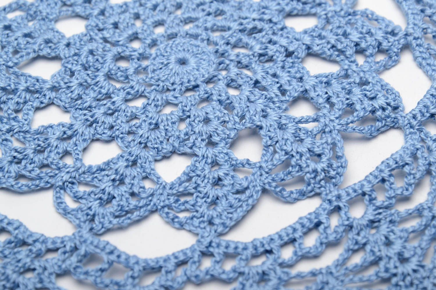 Decorative crochet napkin photo 3