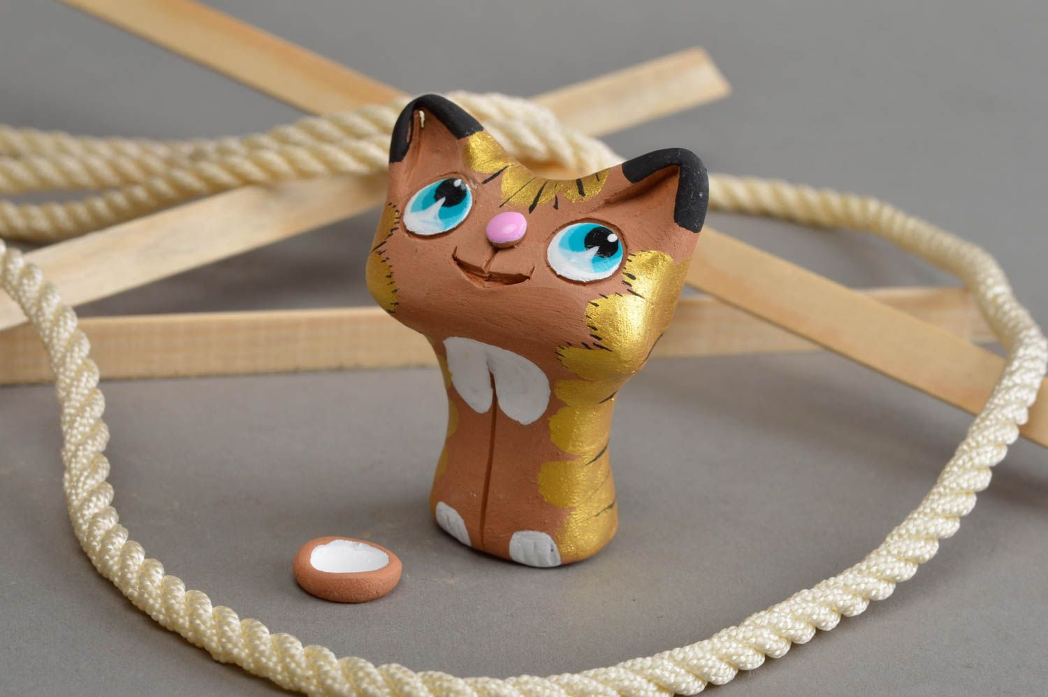 Figurine céramique chat jaune avec gamelle faite main décorative cadeau photo 1