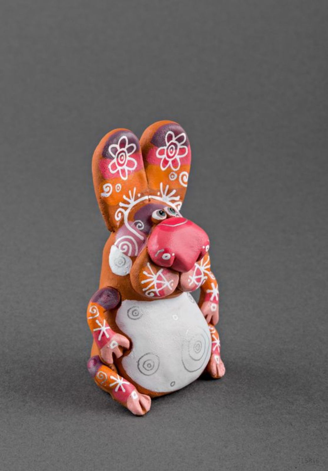 Hand-painted statuette Hare photo 4