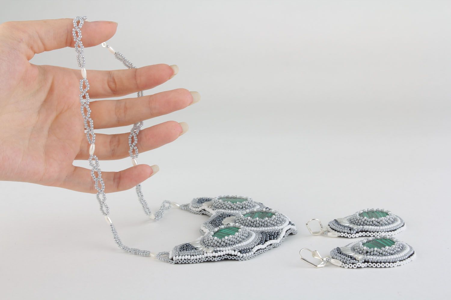 Necklace and earrings set made using soutache technique photo 4
