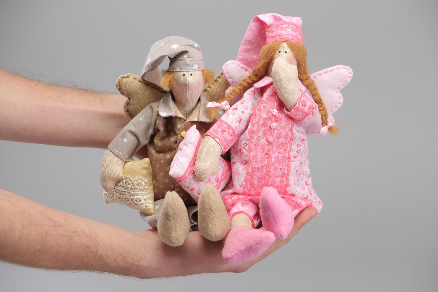 Парные куклы текстильные ручной работы для декора дома Сонные ангелы фото 4