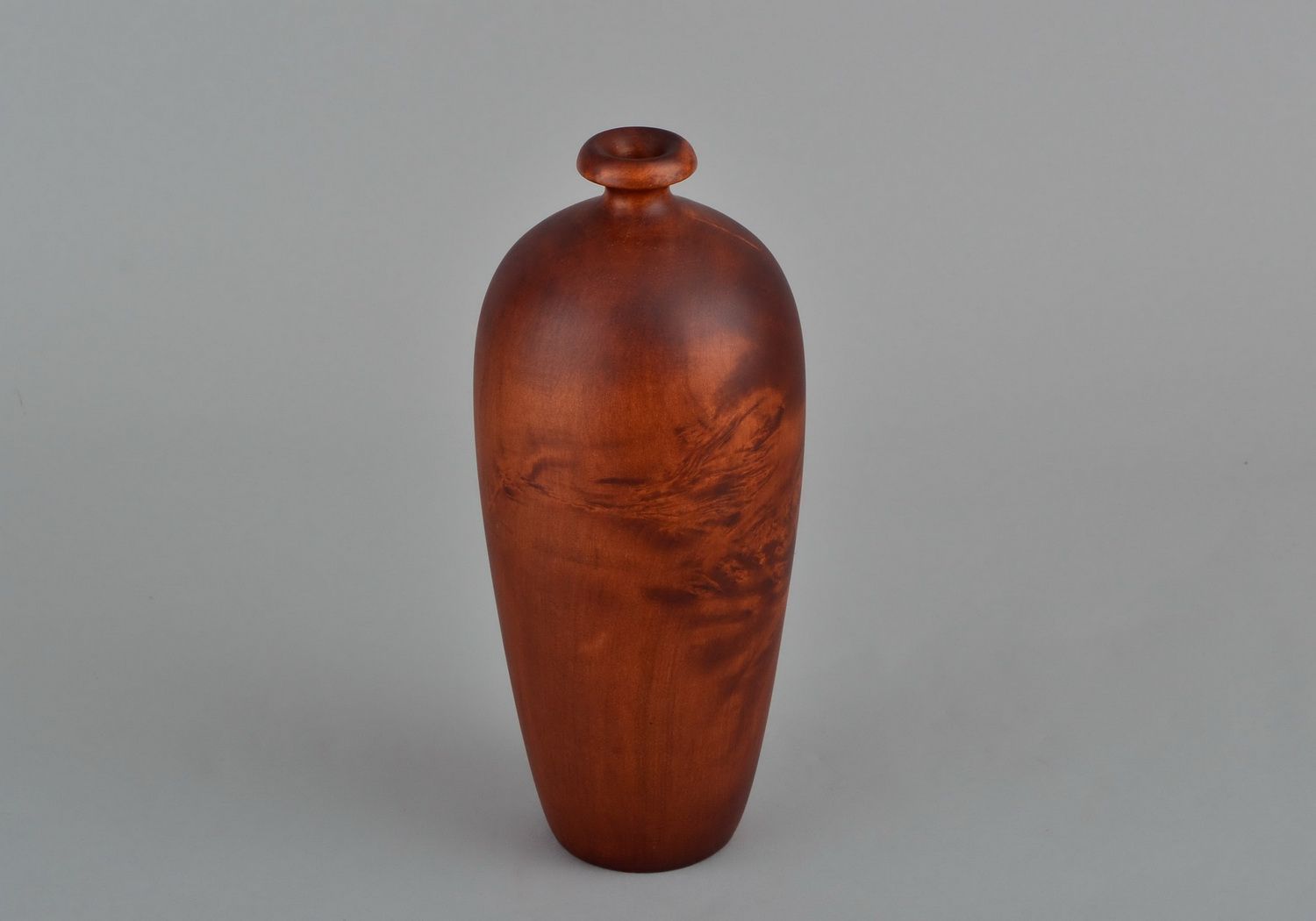 Декоративная ваза из дерева изготовленная вручную фото 3