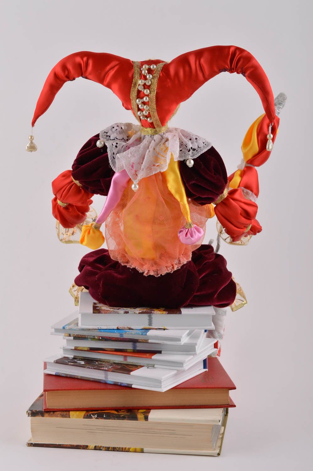 Авторская кукла ручной работы декоративная кукла яркая интересная кукла из глины фото 4