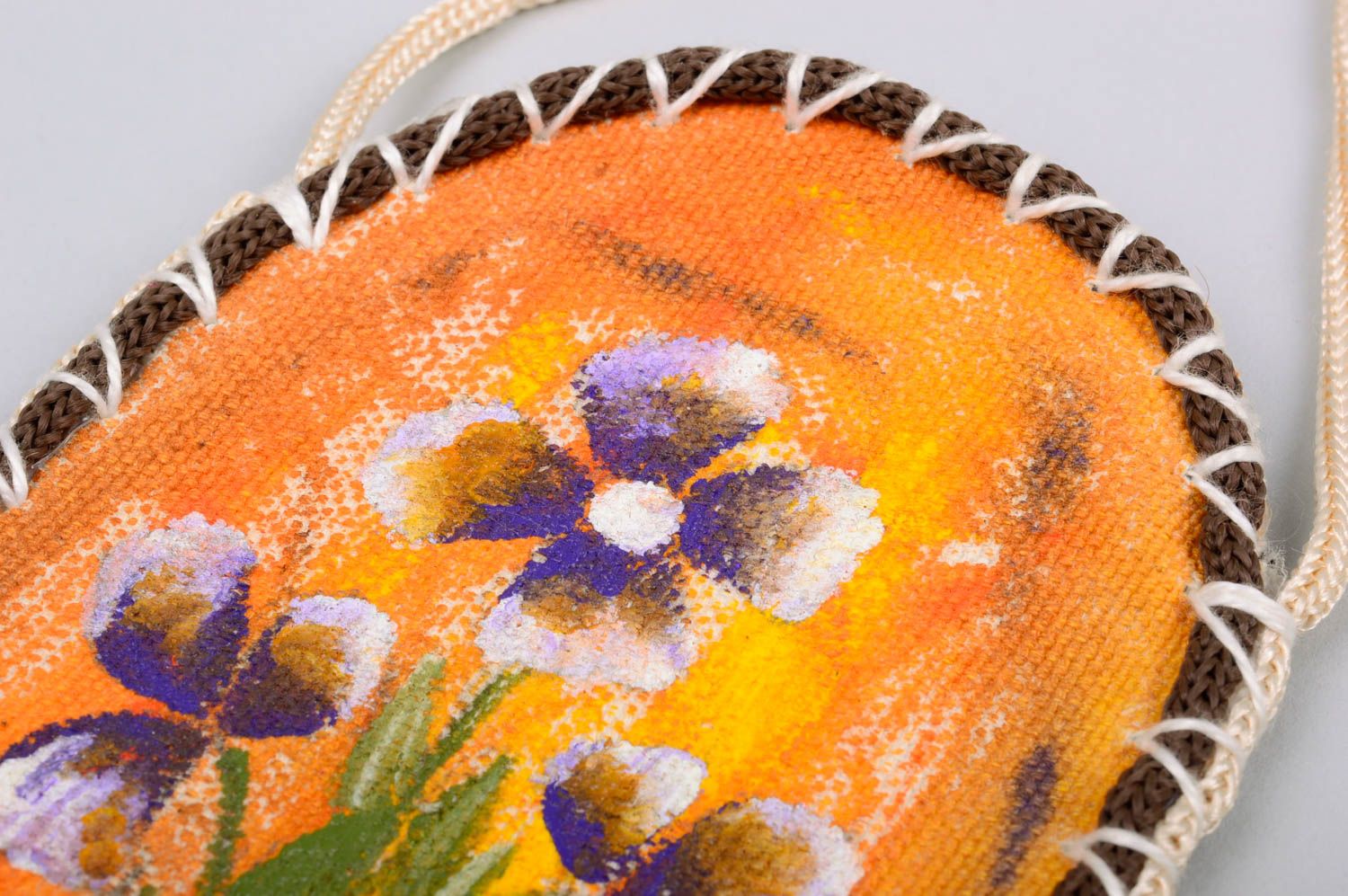 Housse pour téléphone portable en bâche peinte motif floral faite main sur lacet photo 4