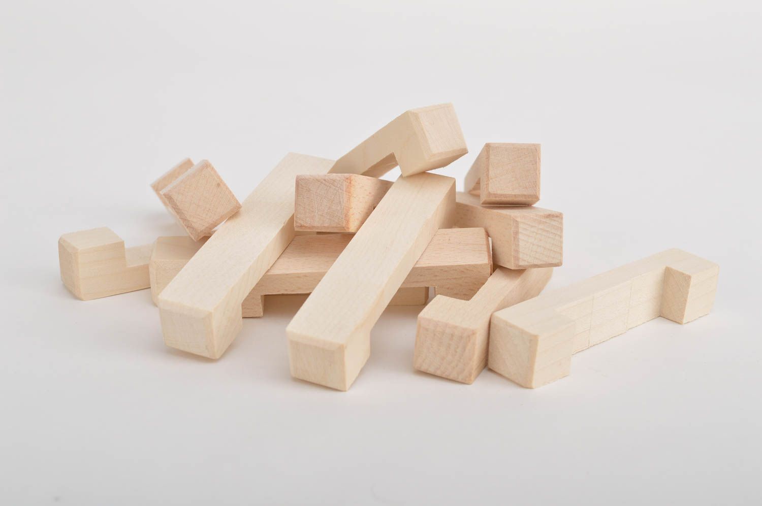 Игрушка ручной работы деревянный кубик игрушка из дерева от 3 лет из бука фото 5