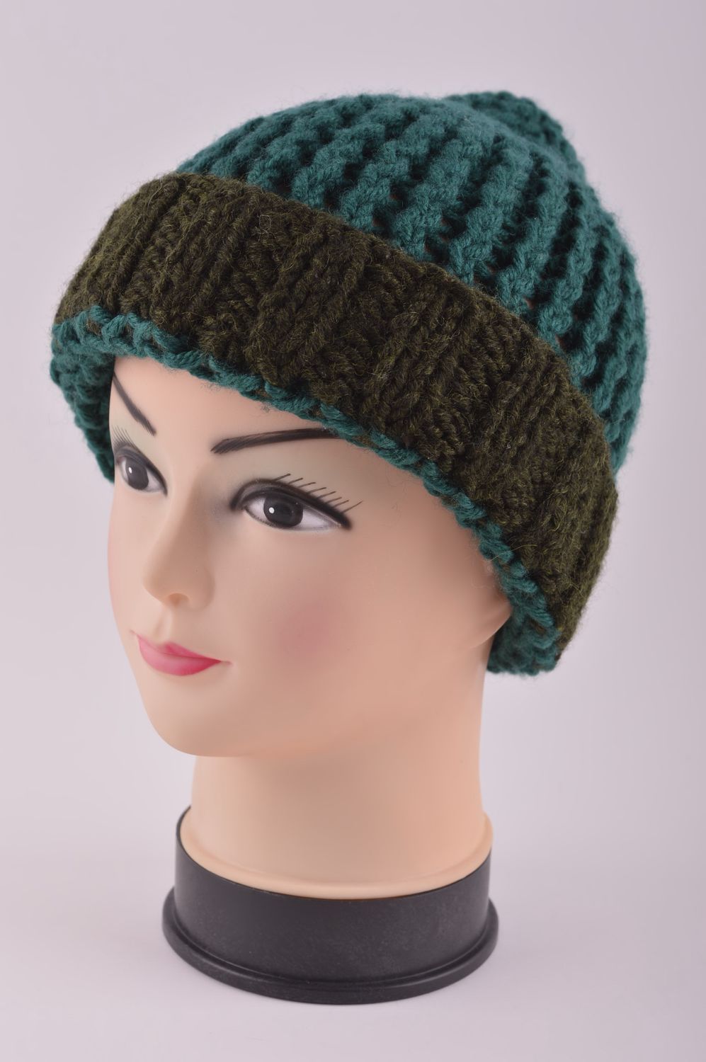 Bonnet tricot fait main Chapeau chaud d'hiver noir vert Vêtement femme photo 2