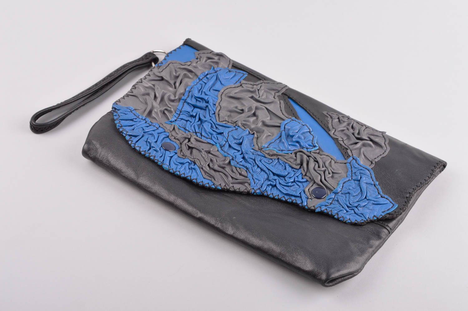Clutch Tasche handmade Accessoire für Frauen kleine Tasche aus Leder in Schwarz foto 2