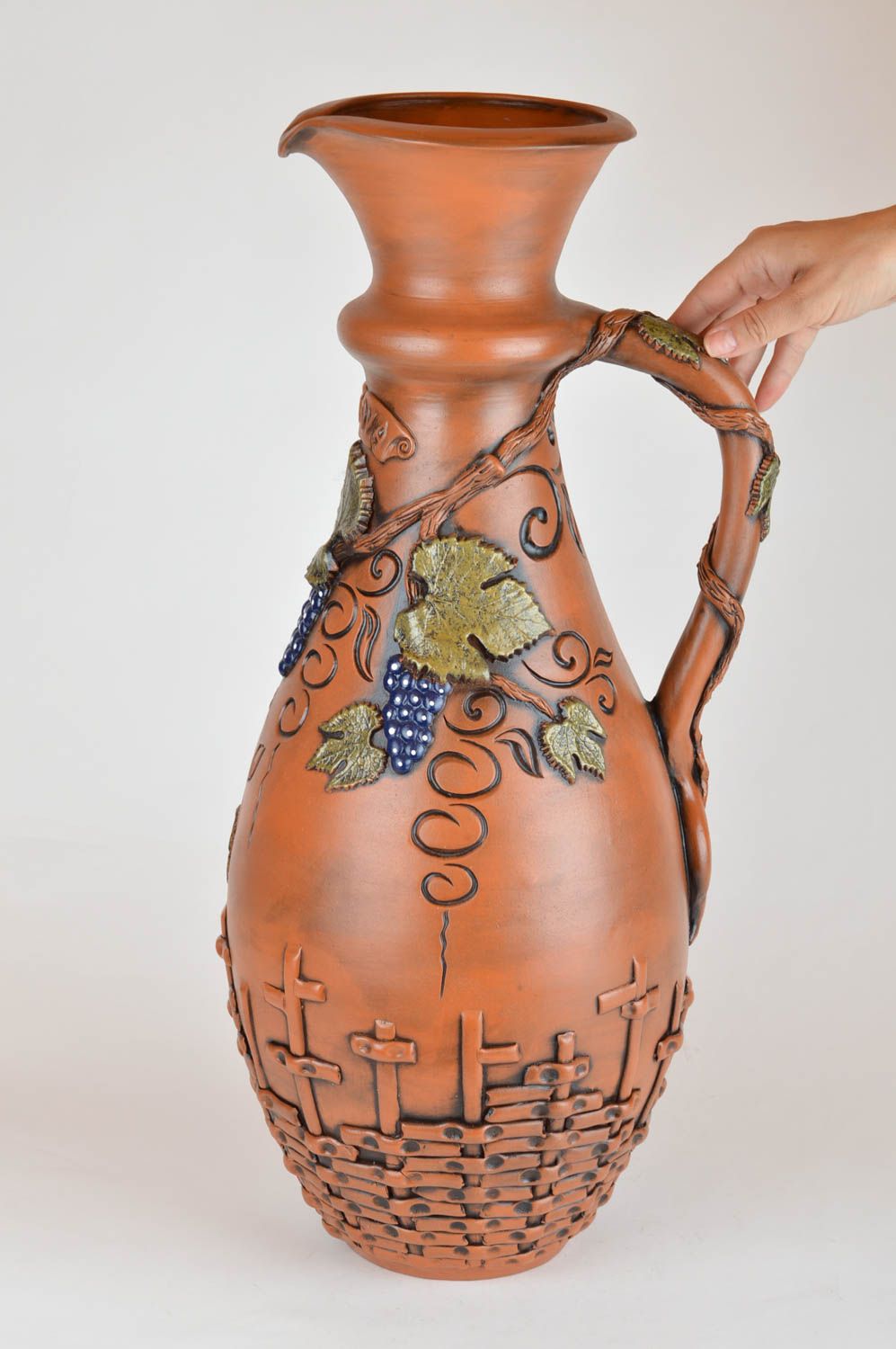 Глиняная ваза большая в виде кувшина напольная ручной работы объемом 8 литров фото 3