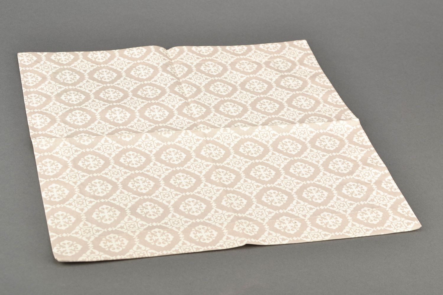 Light fabric table napkin photo 4