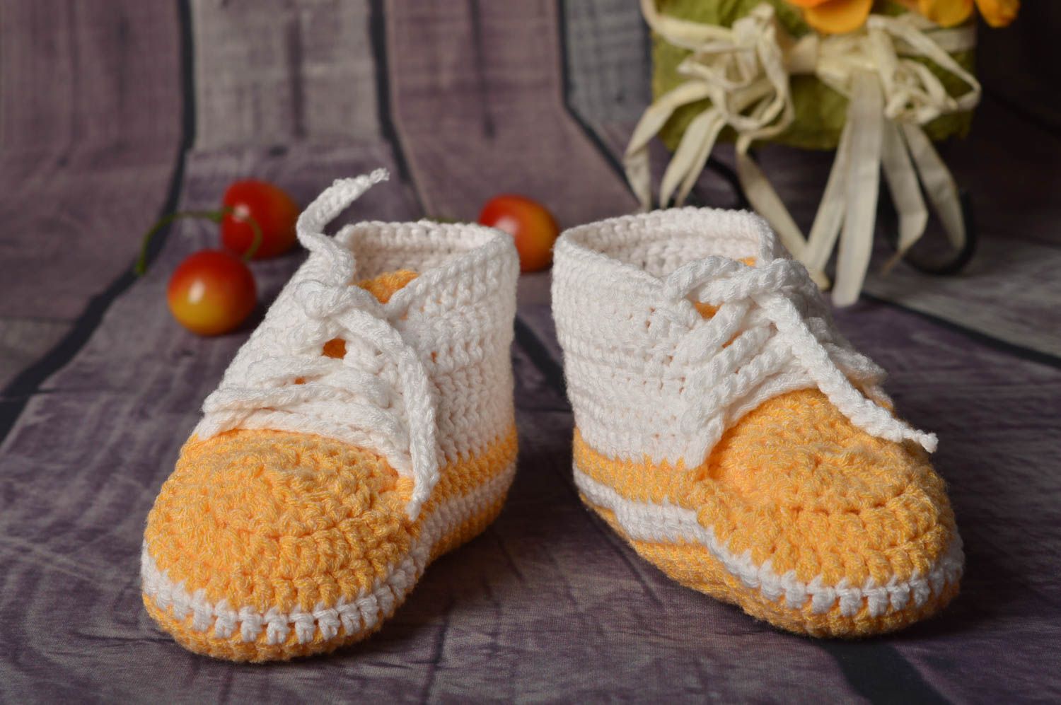 Handmade gelb weiße Babyschuhe Baby Häkelschuhe Mode für Neugeborene warm foto 1