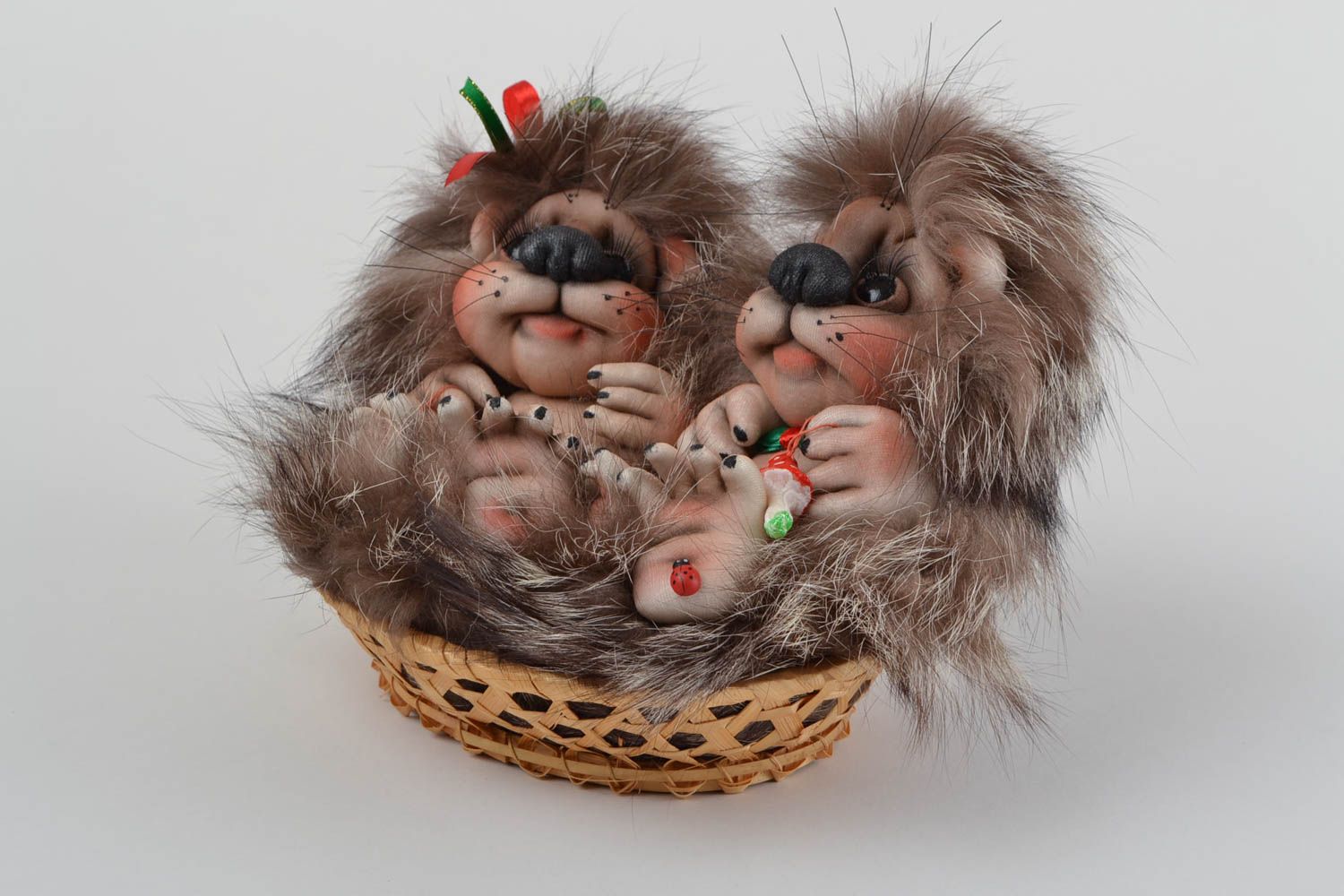 Handmade Kuscheltiere Set 2 Stück Stofftiere Igel im Korb Geschenk für Kinder  foto 5