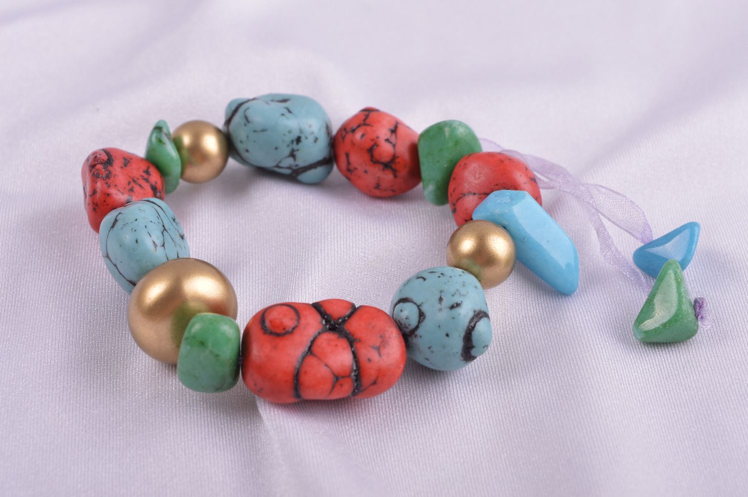 Natural stone beads bracelet on elastic cord for young girls photo 1