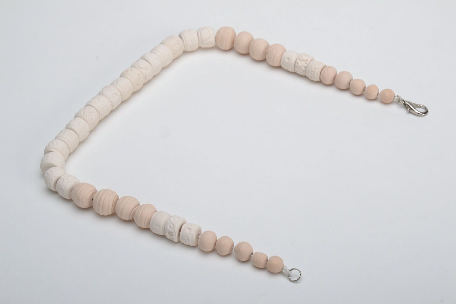 Ceramic necklace in ethnic style photo 4