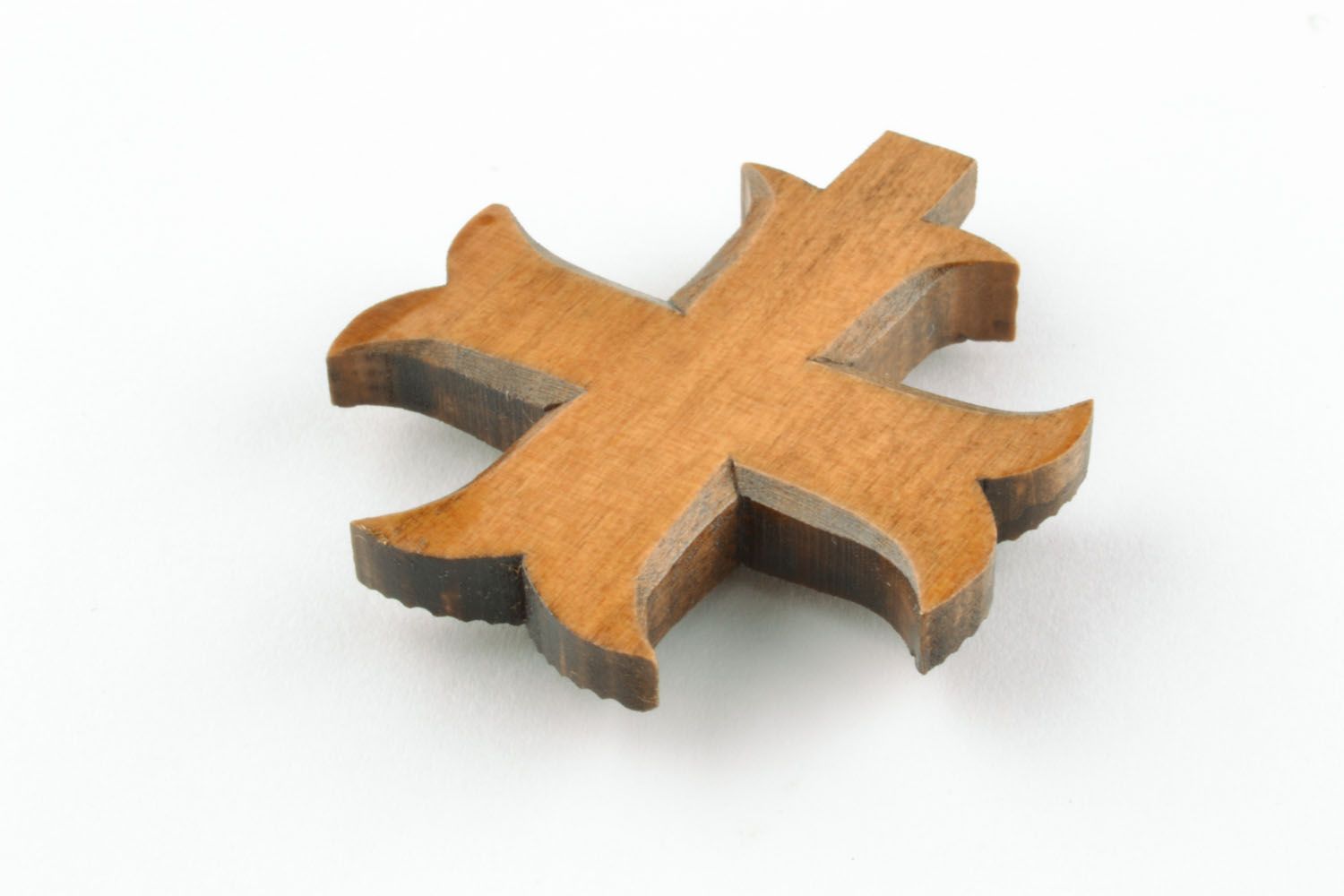 Деревянный крестик фото 4