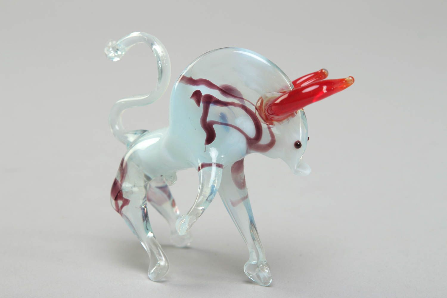 Figura de cristal en técnica de lampwork Toro foto 1