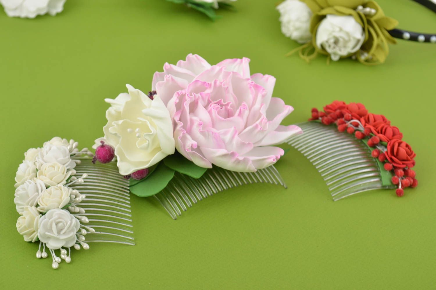 Beautiful handmade combs for hair with flowers made of foamiran set of 3 items photo 1