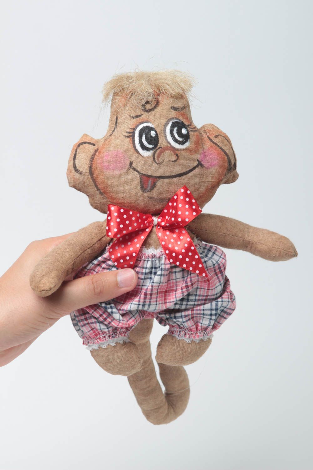 Декоративная обезьянка игрушка ручной работы мягкая с красным бантиком  фото 5
