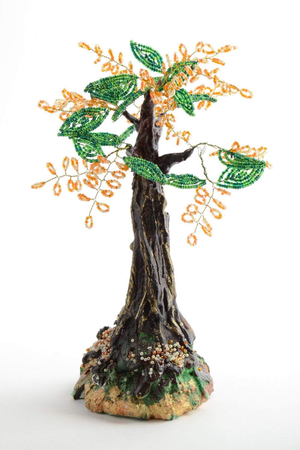 Handgemachter Baum aus Glasperlen mit Acrylfarben bemalt und mit Öko Lack bedeckt foto 2