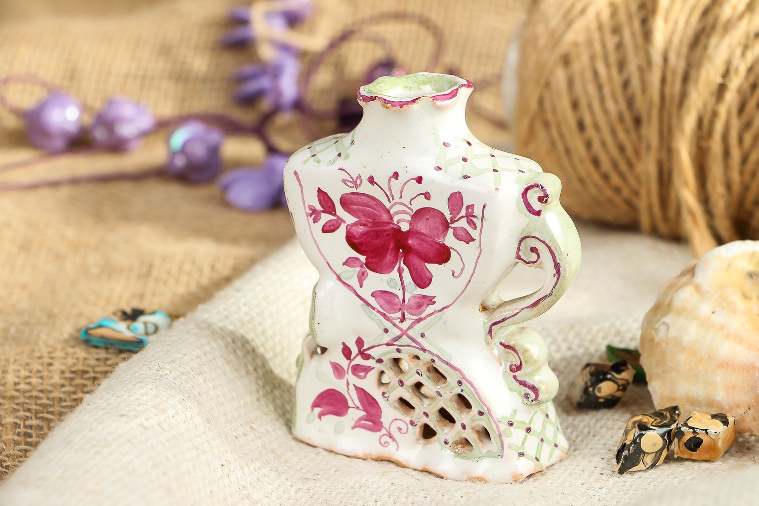 Petit vase en céramique décoratif avec dessin photo 5