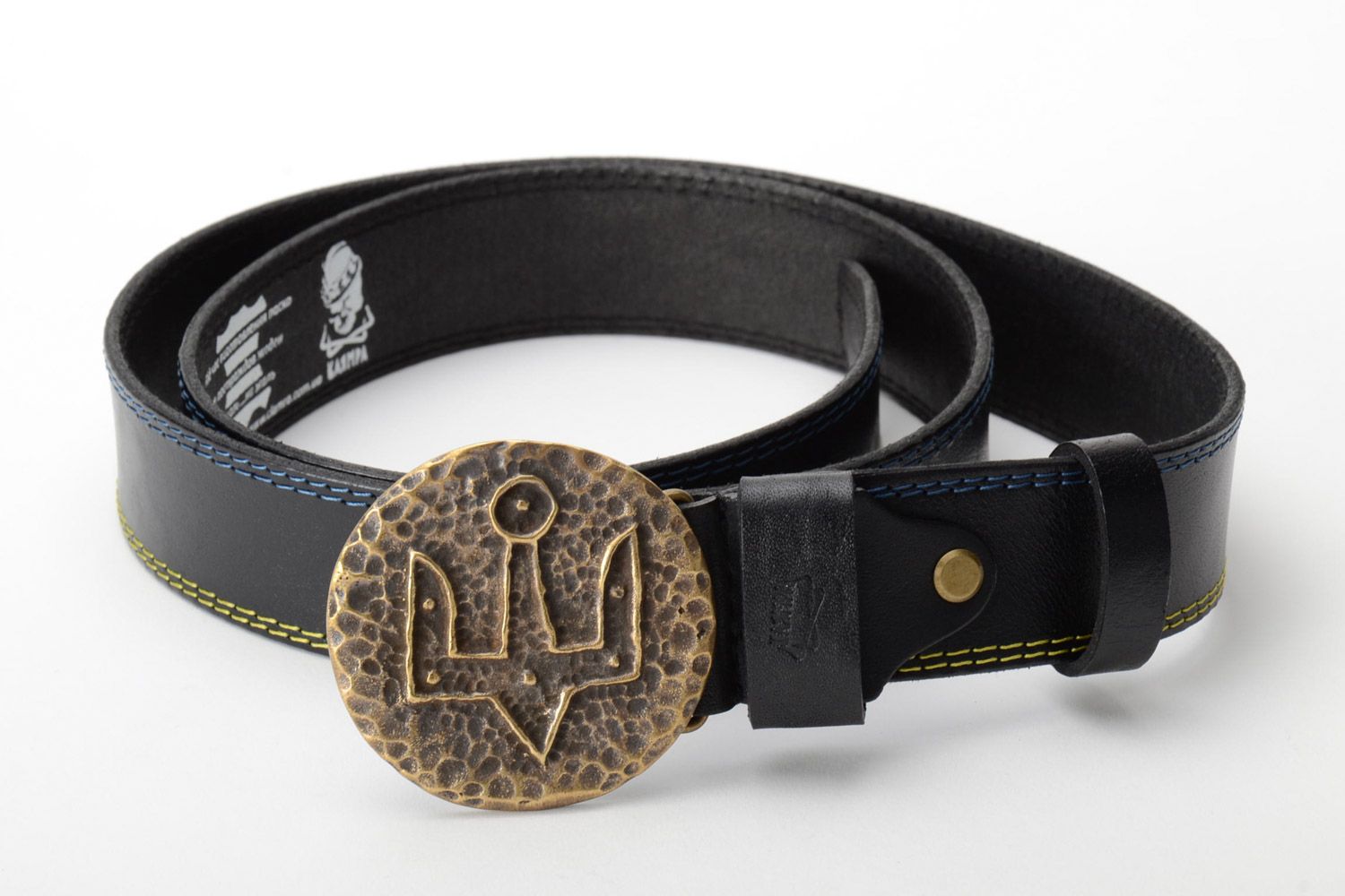 Handmade leather belt with metal buckle and embossed coat of arms of Ukraine photo 2