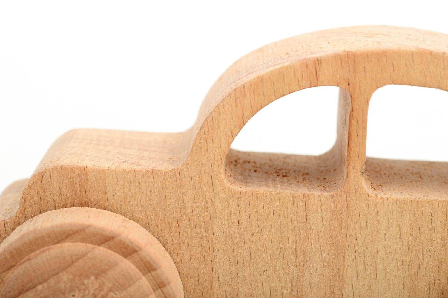 Fahrzeug aus Holz handgefertigt Auto aus Holz öko rein Holzspielzeug für Kinder foto 5