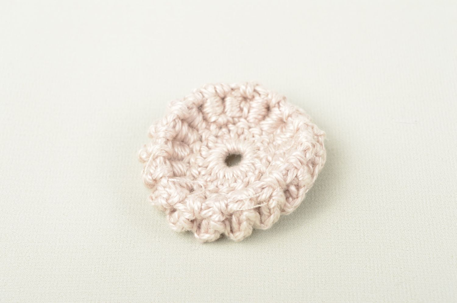 Handmade jewelry fittings unusual blank for brooch crocheted flower blank photo 1