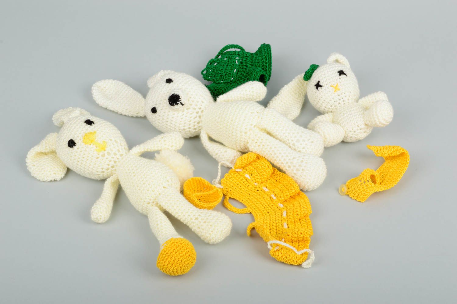 Doudous lapins faits main Jouets tricot au crochet Cadeau enfant 3 pièces photo 3