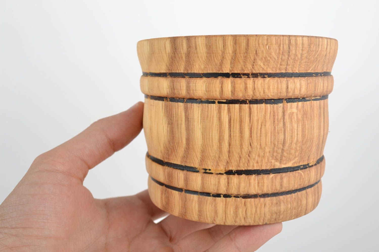 Mortero de madera artesanal para especias pequeño de 600 ml foto 2