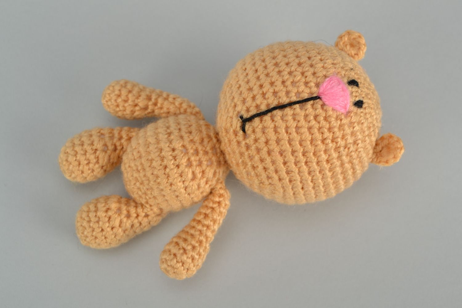 Small crochet woolen toy Bear photo 2