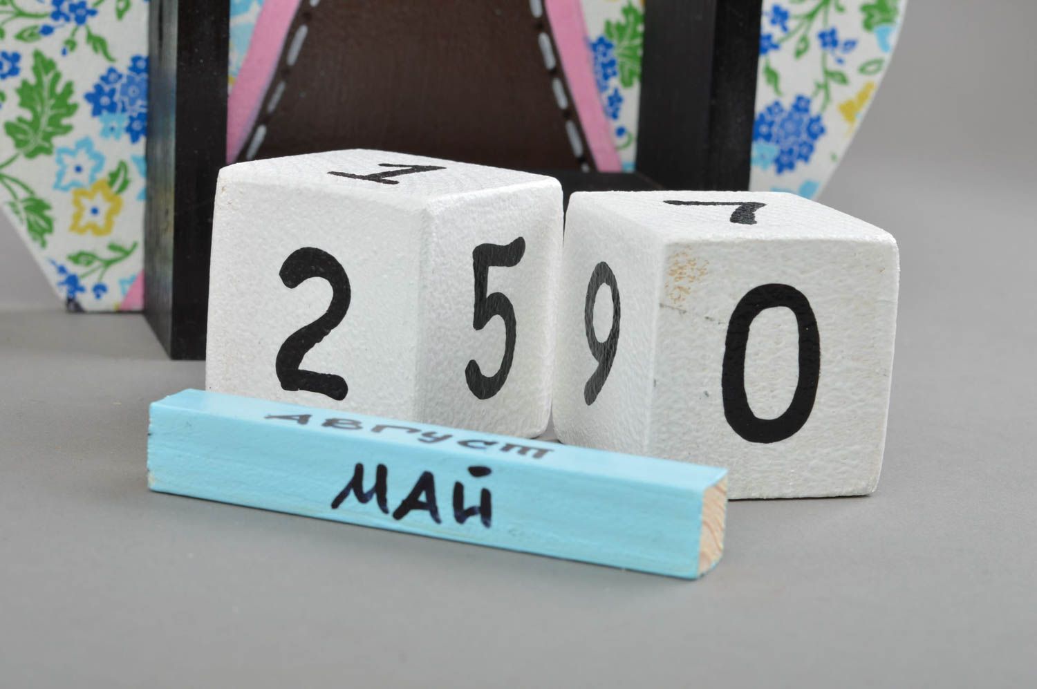 Calendario hecho a mano con forma de búho de decoupage regalo para niños 
 foto 4