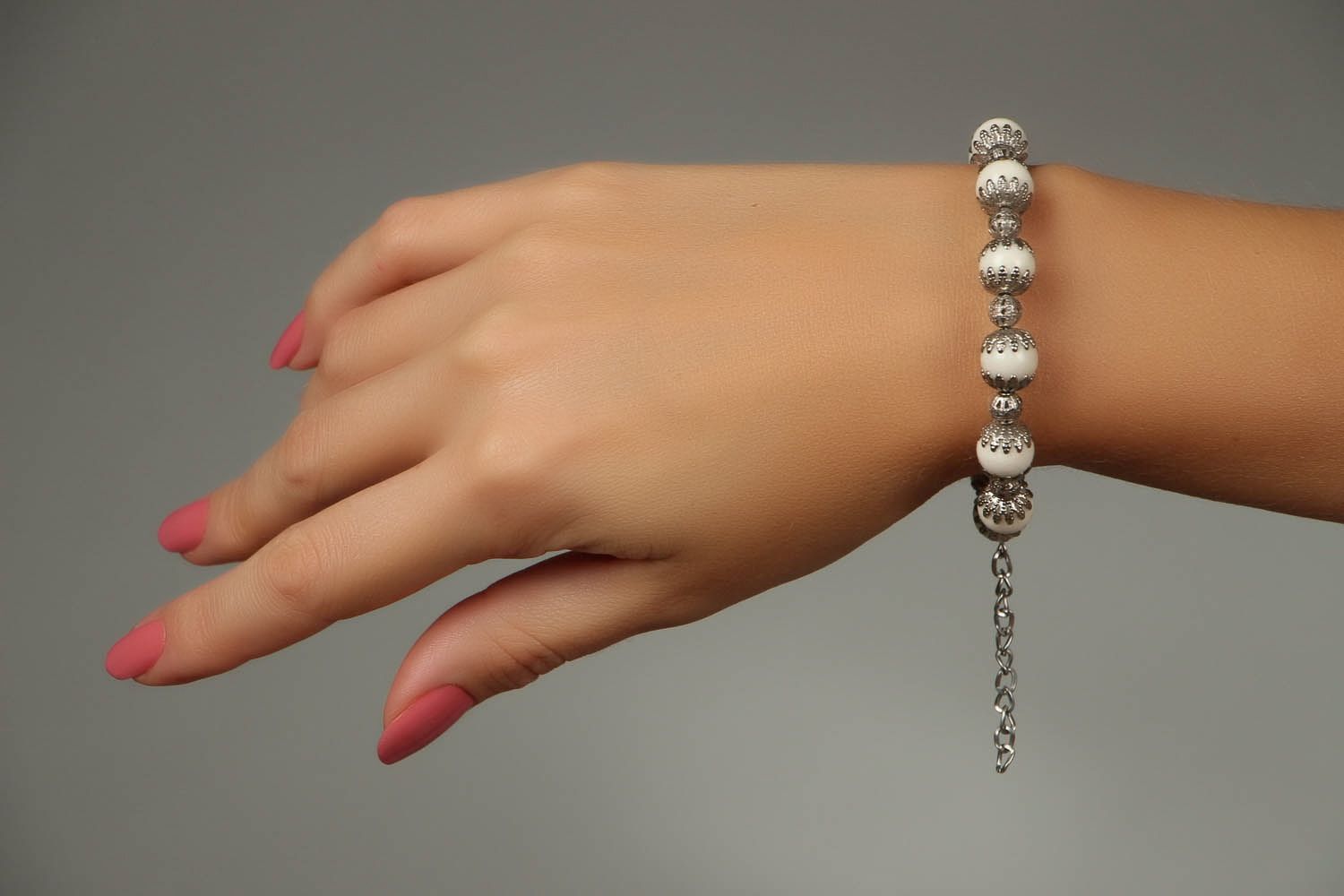 Bracelet made of white agate photo 5