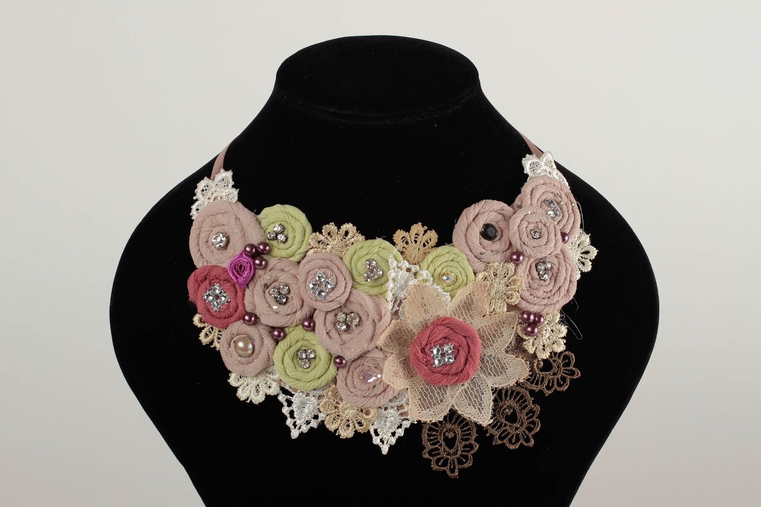 Handmade textile necklace beaded flower necklace fashion accessories for girls photo 3