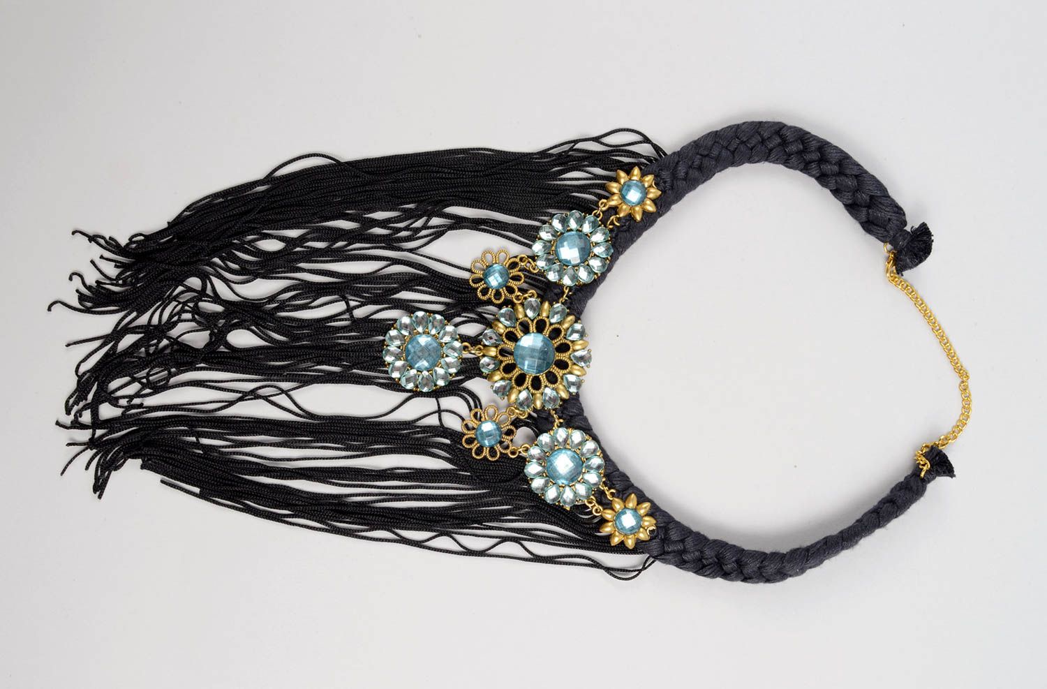 Collier textile Bijou fait main noir en fils et strass de soirée Cadeau femme photo 4