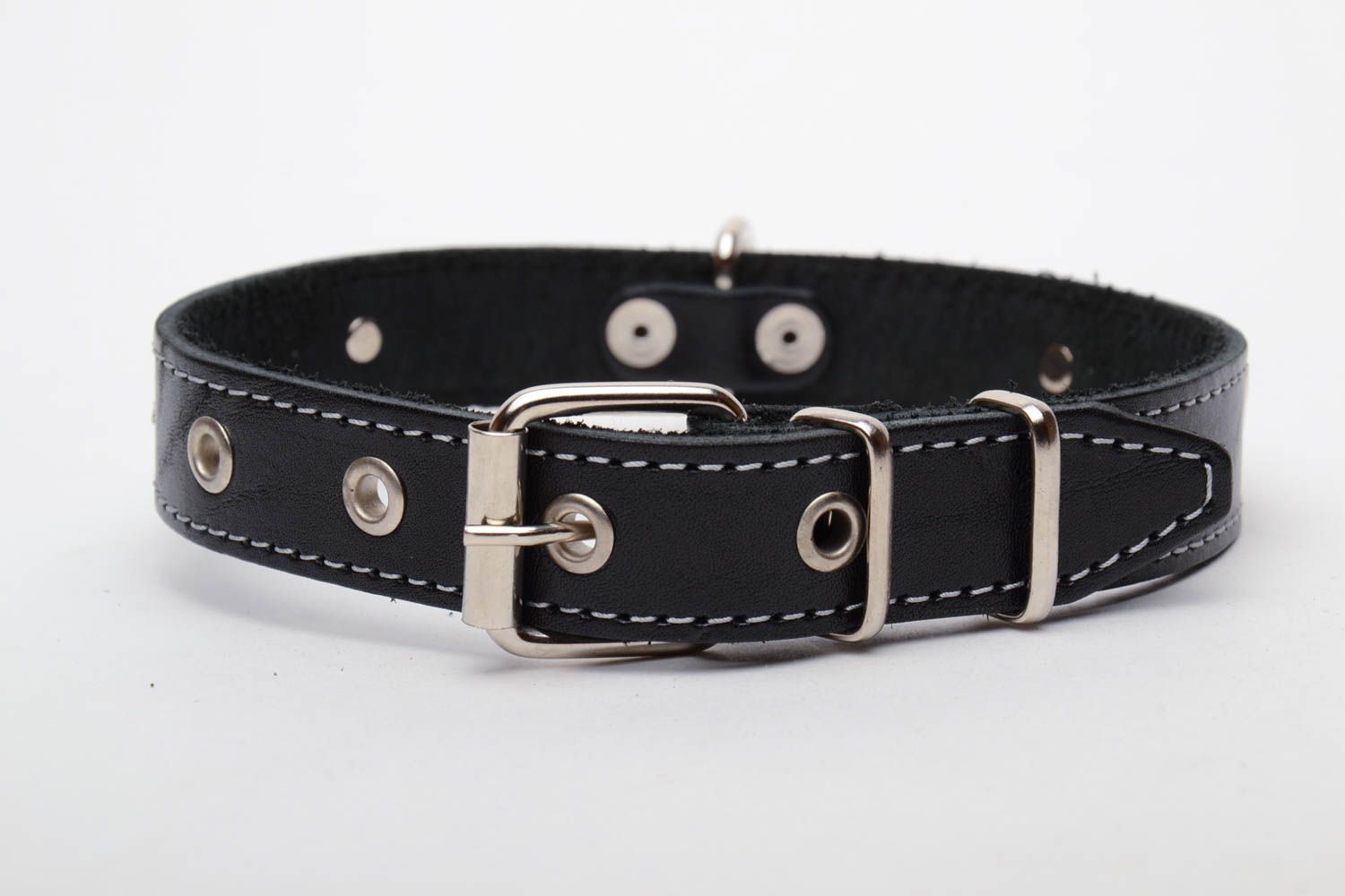 Black dog collar with rivets photo 2