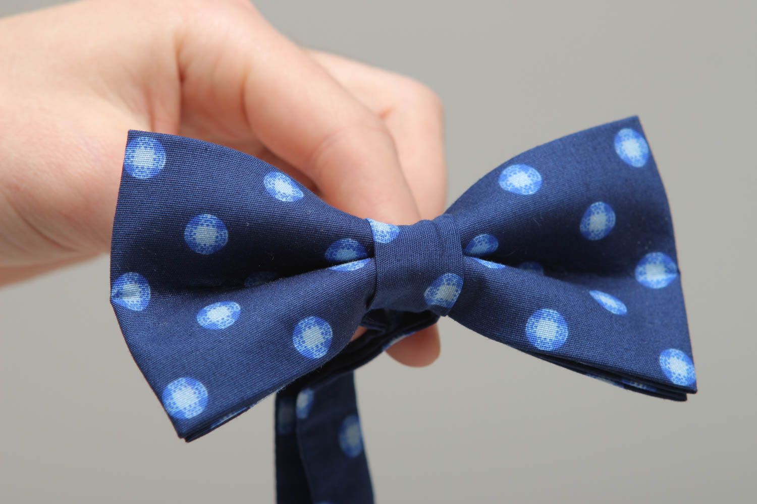 Beautiful blue bow tie for shirt photo 4