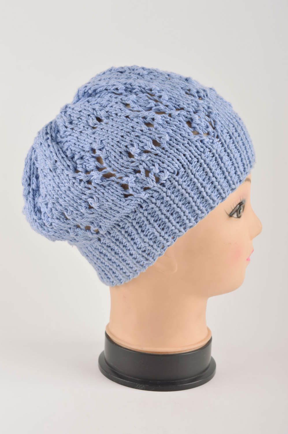 Bonnet automne au crochet Chapeau fait main bleu ciel Vêtement pour femme photo 4