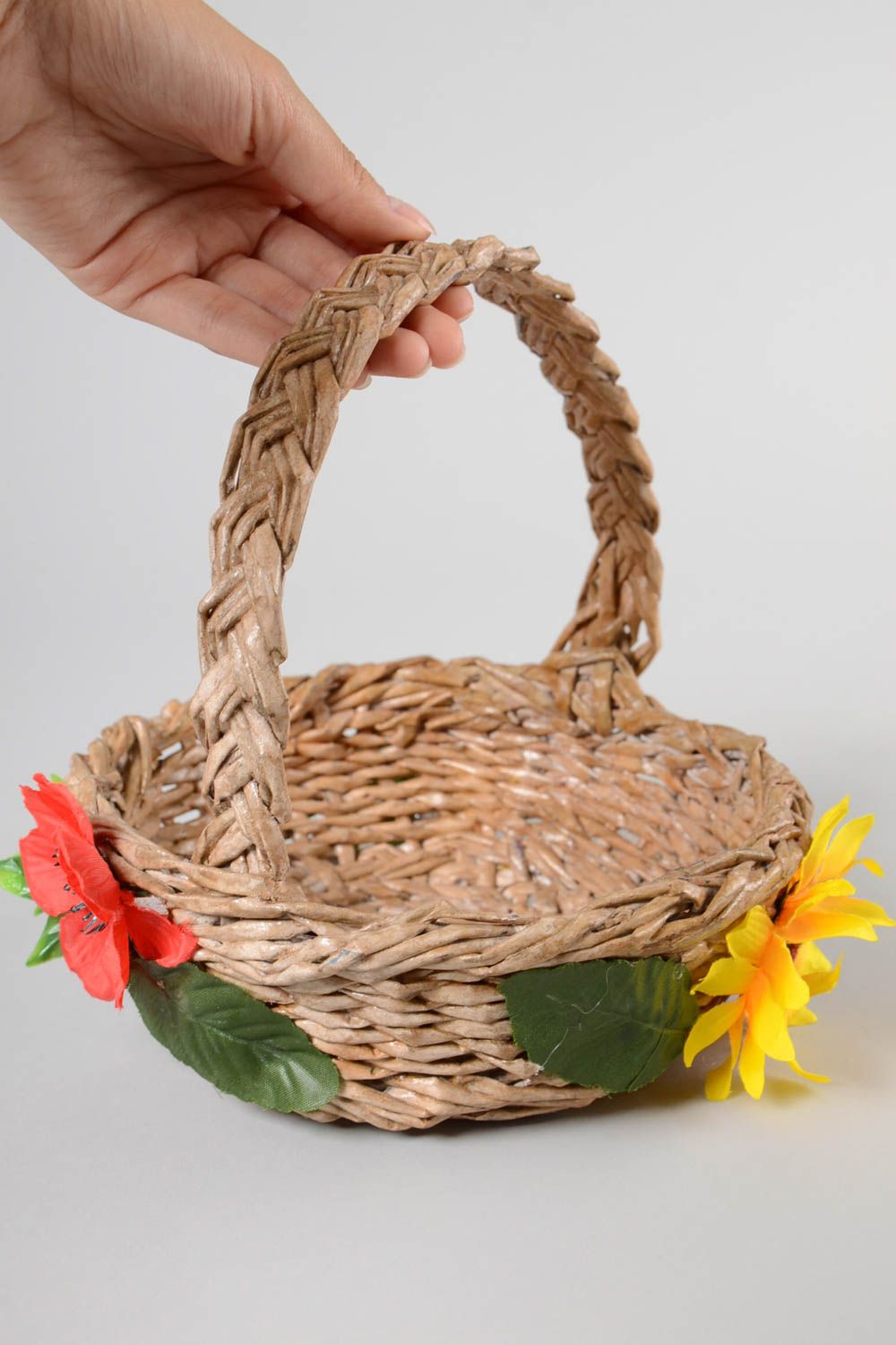 Beautiful handmade paper basket woven basket newspaper craft gift ideas photo 2